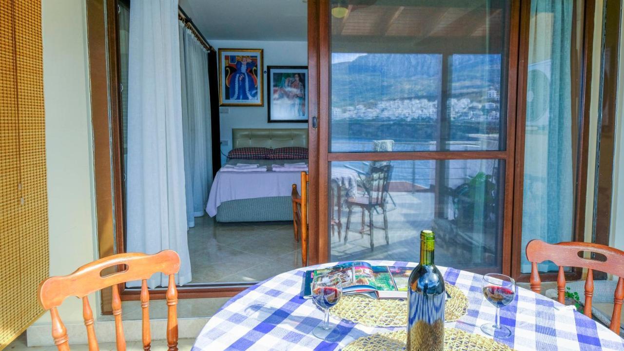 Teras Butik Apart Karaburun  Exteriér fotografie
