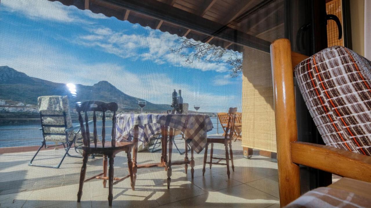 Teras Butik Apart Karaburun  Exteriér fotografie