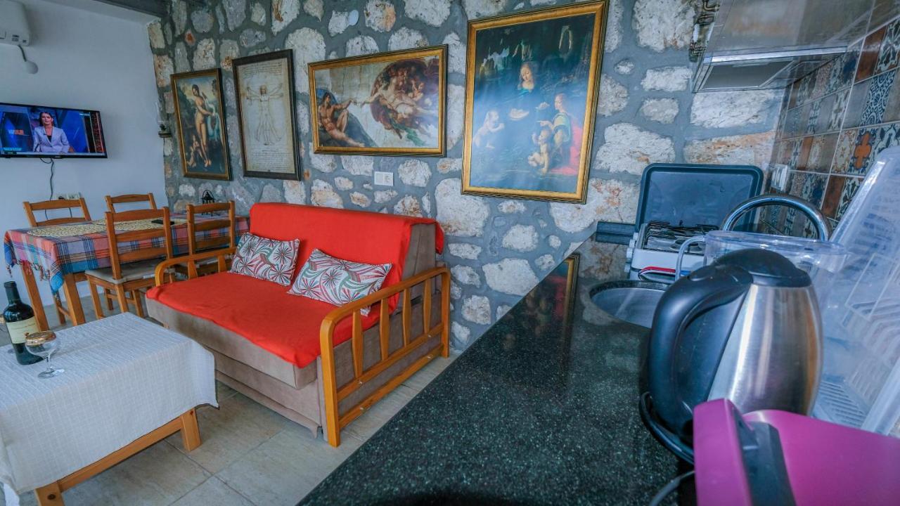 Teras Butik Apart Karaburun  Exteriér fotografie