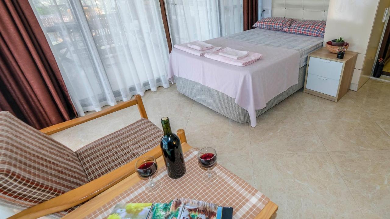 Teras Butik Apart Karaburun  Exteriér fotografie