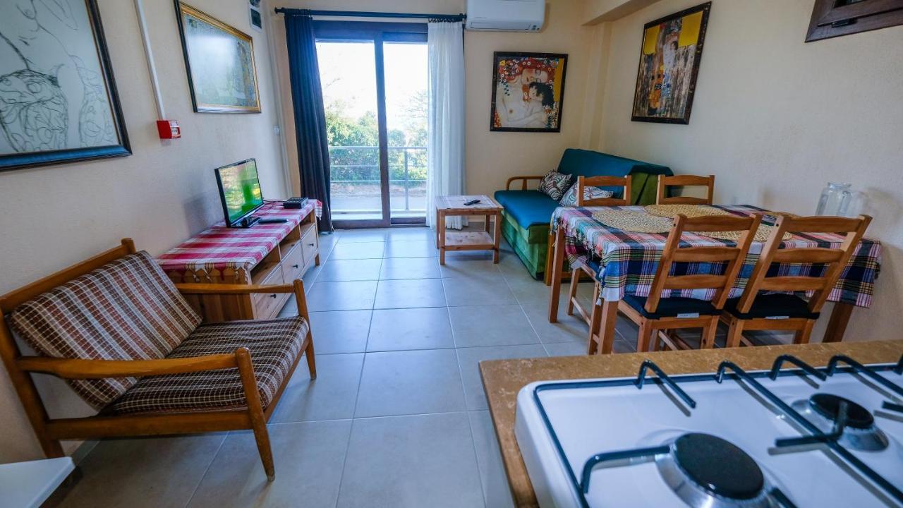 Teras Butik Apart Karaburun  Exteriér fotografie